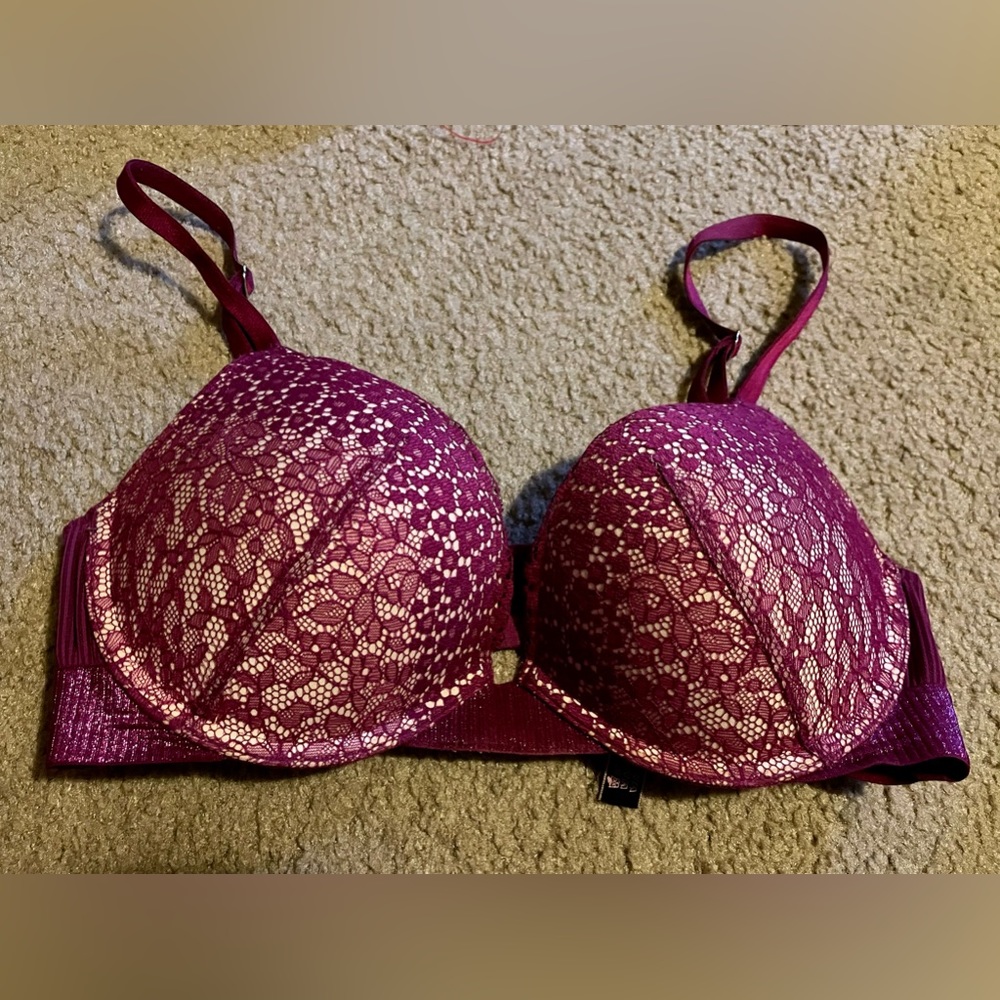 Victorias Secret 32C PushUp Bra Fuchsia Sparkly band with floral lace Very Sexy